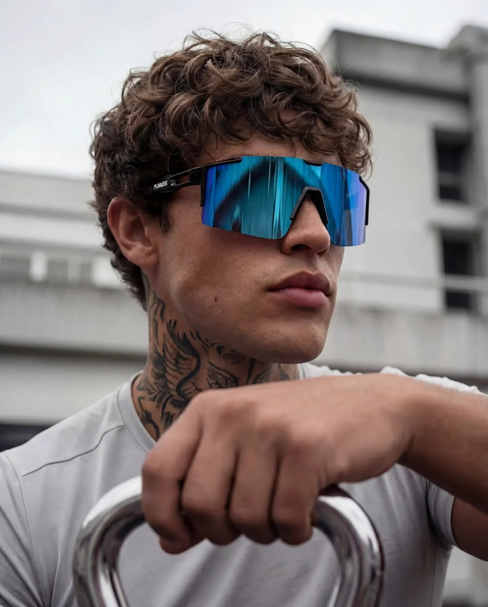 Sun And Swag